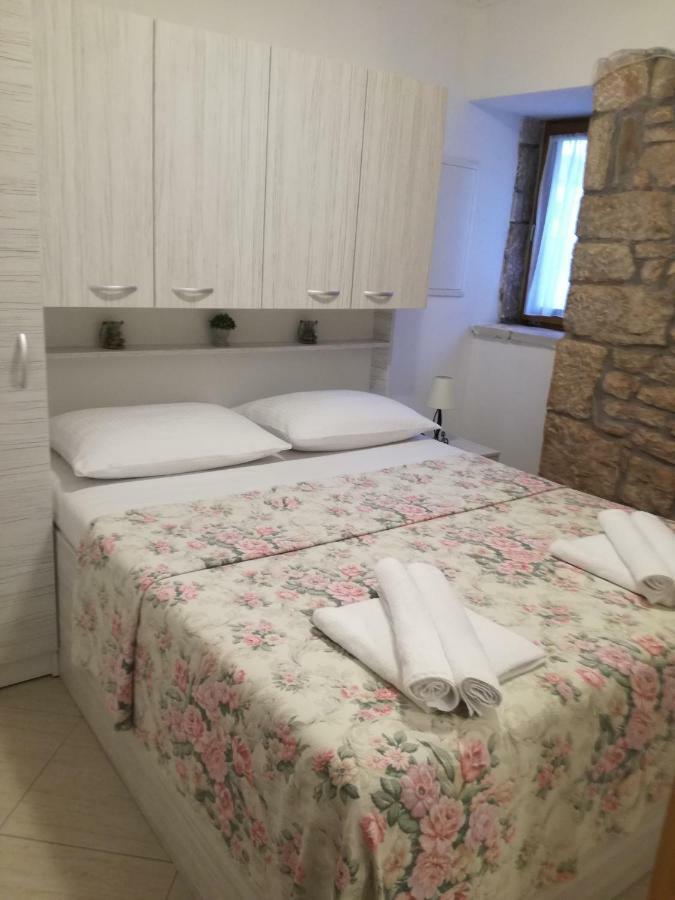 Appartamento Nino Zara Esterno foto